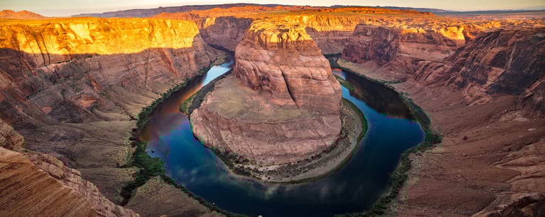 SUNRISE OVER HORSESHOE