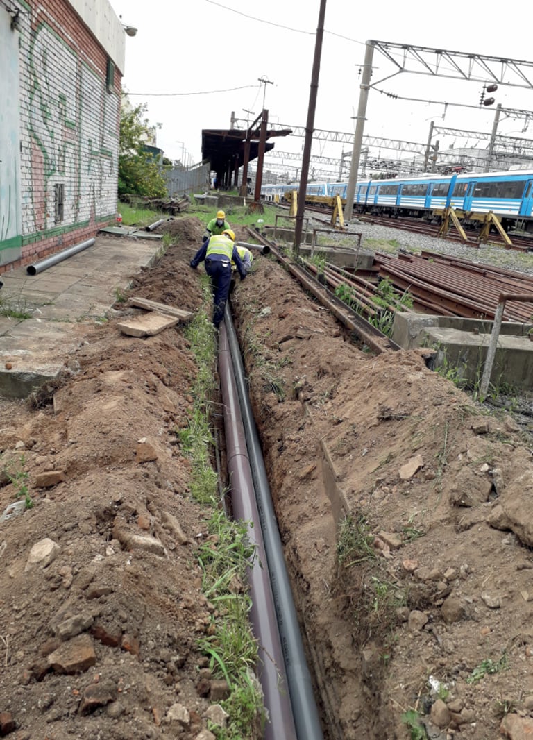 canalizacion de cables electricos industriales enterrados en instalacion industrial 