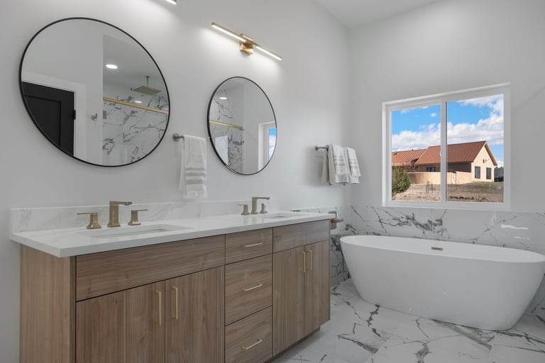 custom home bathroom