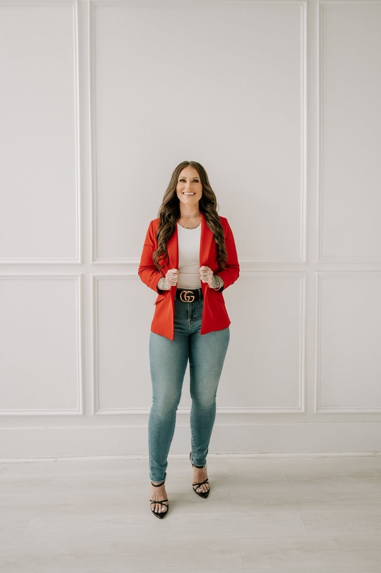 Professional home organizer helping clients organize their homes