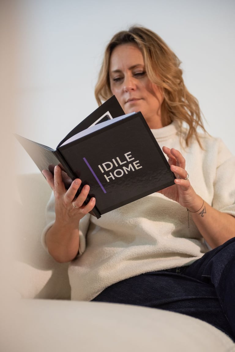 Idile home įkurėja, modernūs baldai jūsų namas