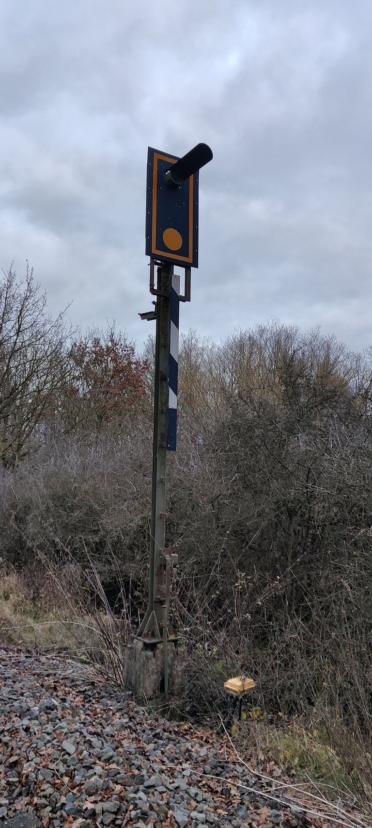 Inspektion an einem Überwachungssignal einer NE-BÜ70