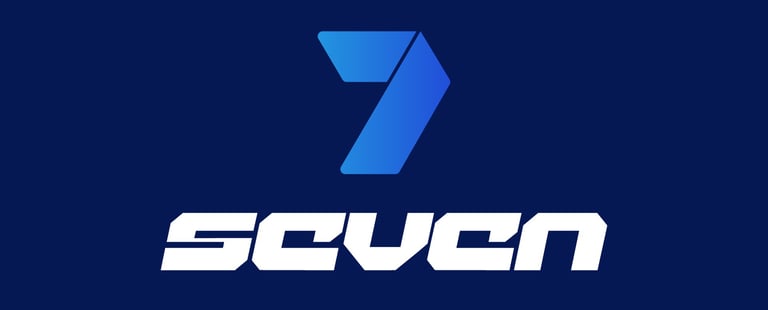 Seven operador Logistico  logo