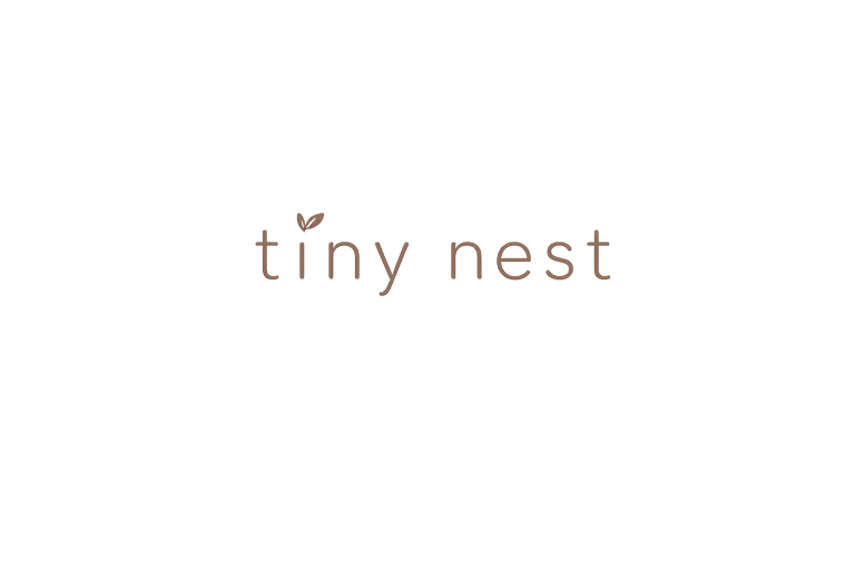 Tiny Nest - Kūdikių prekės logo