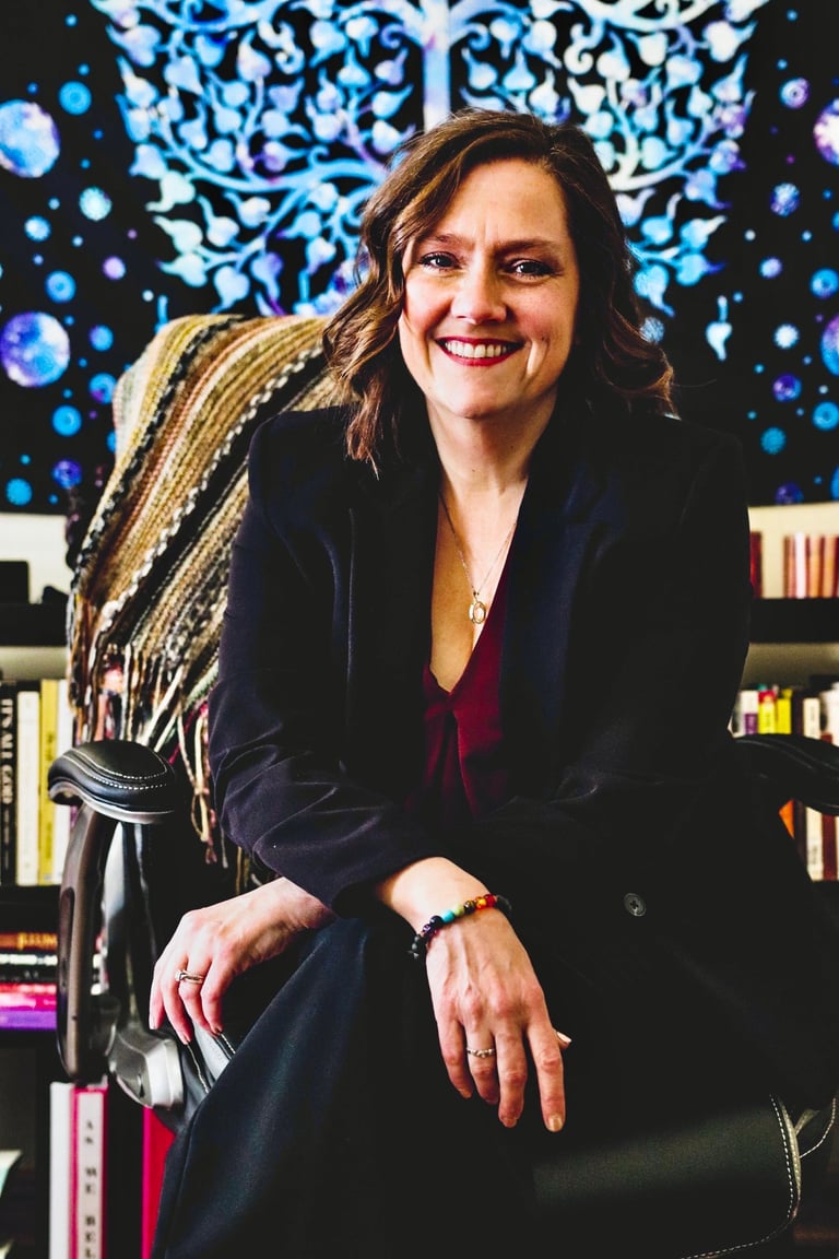 Portrait of minister and prayer practitioner Cynthia Paulsen