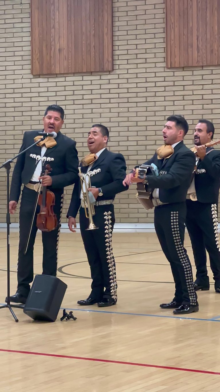 mariachi en los angeles