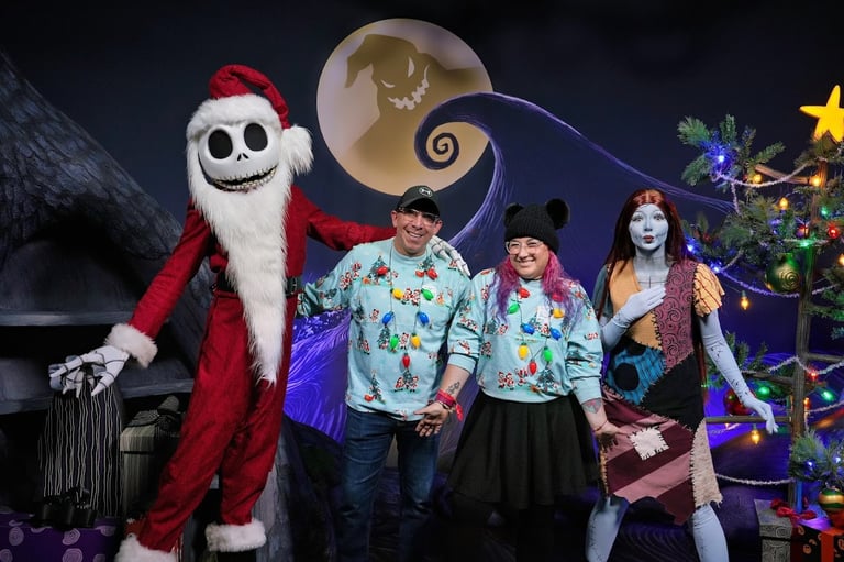Jack Skeleton y Sally en Magic Kingdom en navidad de Orlando