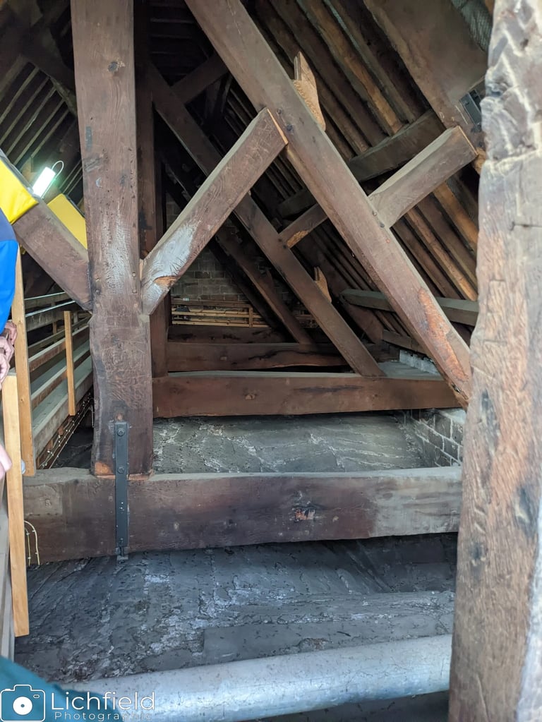 Cathedral roof void