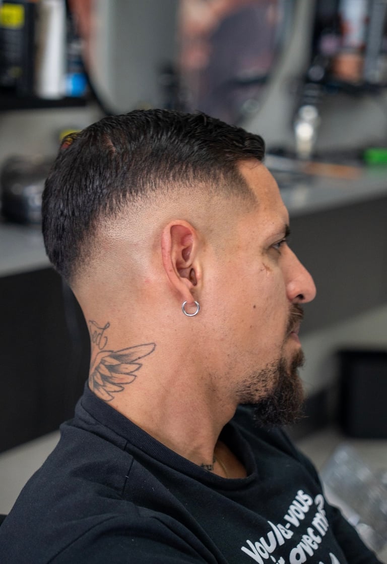 Men’s Skin Fade - Silver Barbers Braybrook