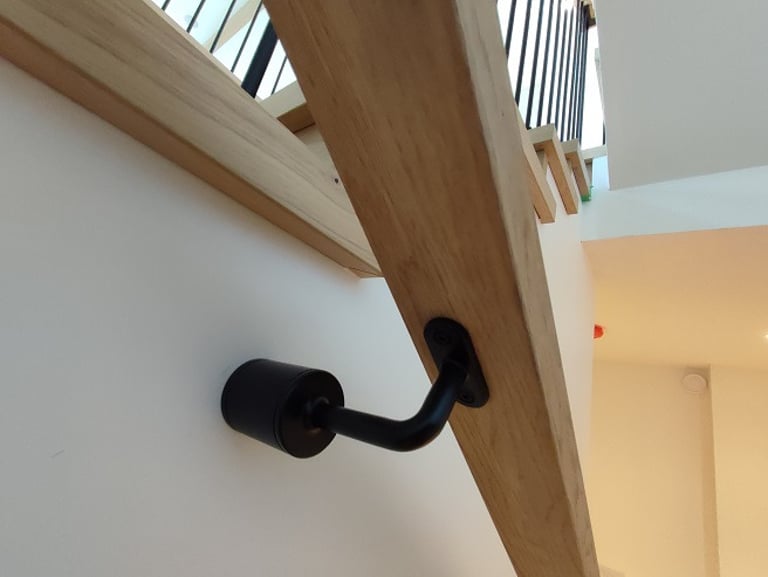 #APAMACONTRACTING #BURNABY #VANCOUVER #STEELRAILING