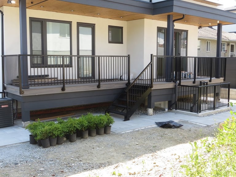 #APAMACONTRACTING #BURNABY #VANCOUVER #ALUMINUMRAILING