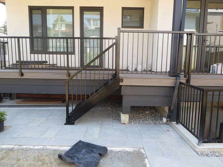 #APAMACONTRACTING #BURNABY #VANCOUVER #ALUMINUMRAILING