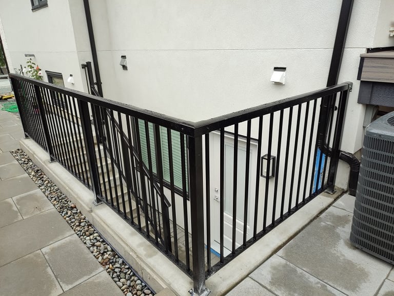 #APAMACONTRACTING #BURNABY #VANCOUVER #ALUMINUMRAILING