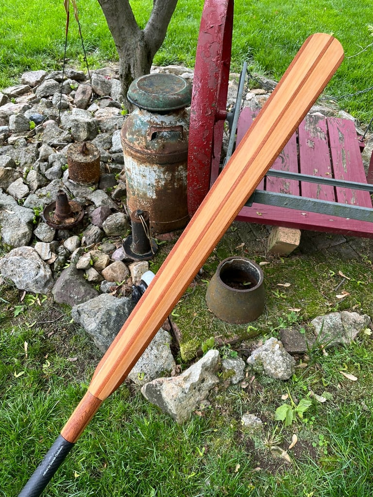 5-layer laminated paddle with loom accent