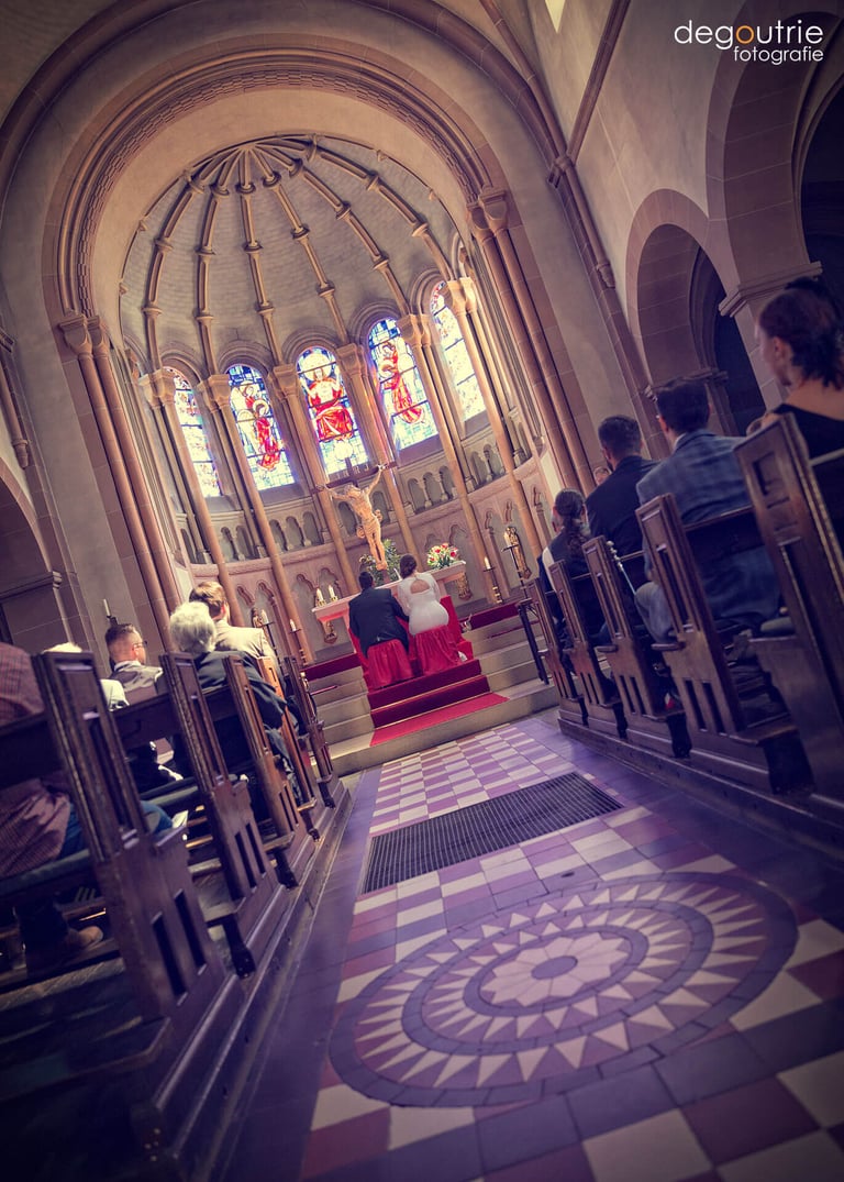 Kirche von innen Hochzeitsreportage Großauheim St Paul