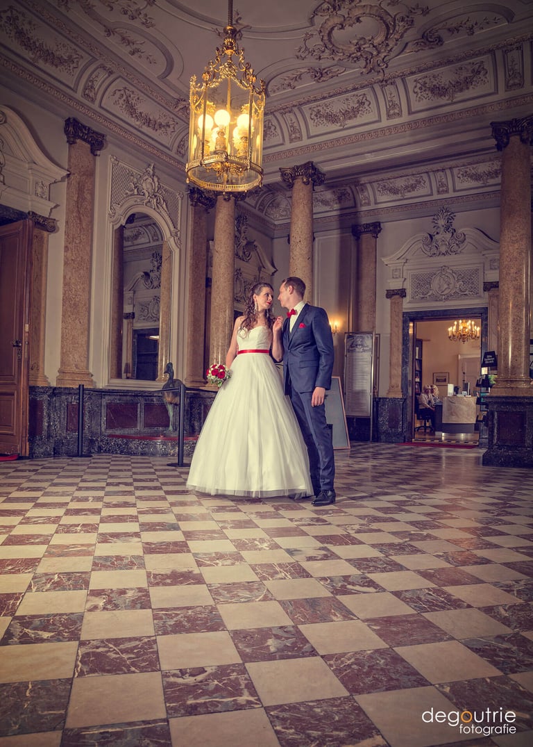 Schloss Philippsruhe Hochzeit Brautpaar Fotografie