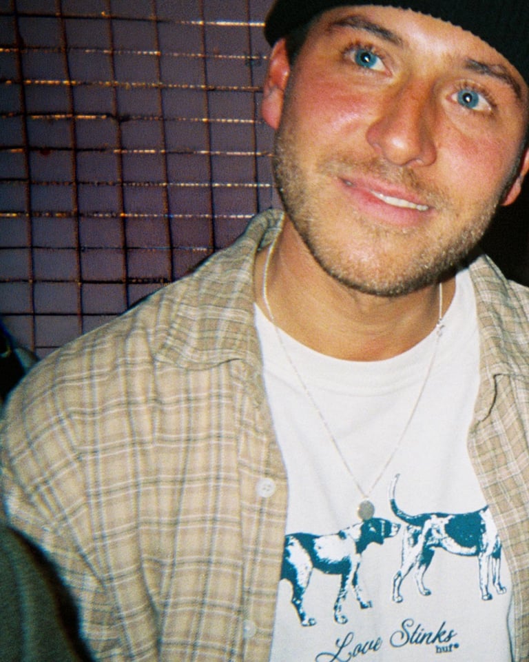 Portrait of artist Dennis Scholz at the Perfect HELL™ event