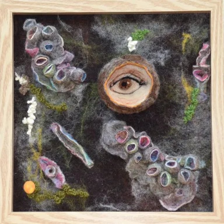 Tableau 3D en laine feutrée à la main L'oeil 