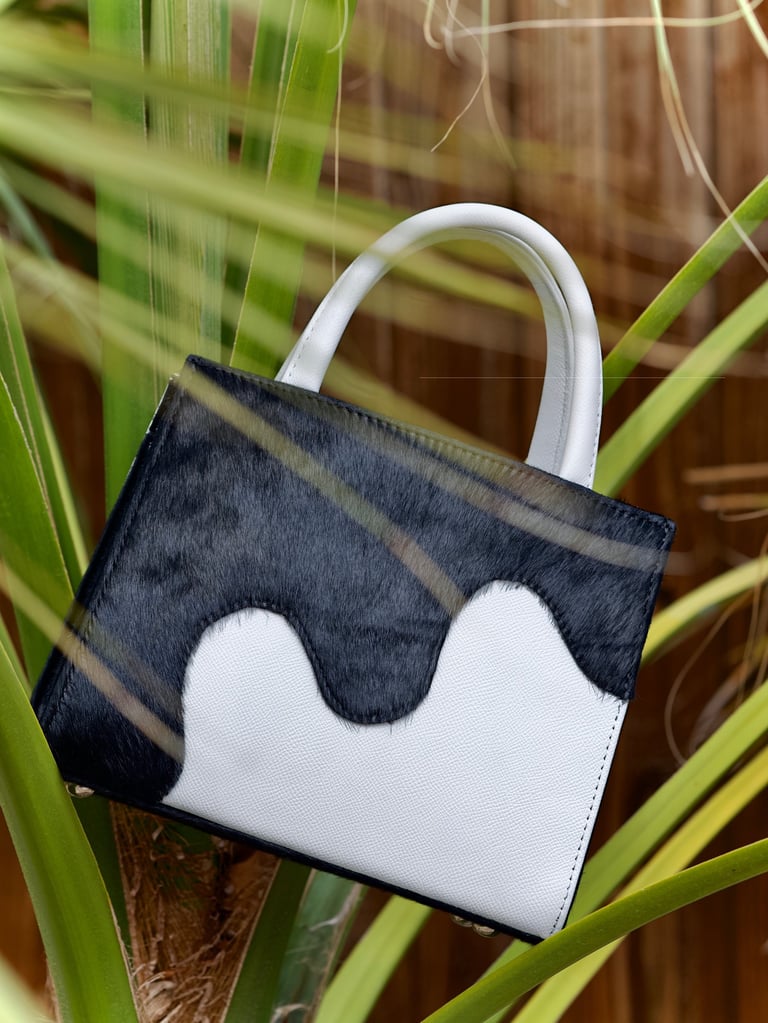 Adiché leather handbag - handcrafted slow fashion accessory