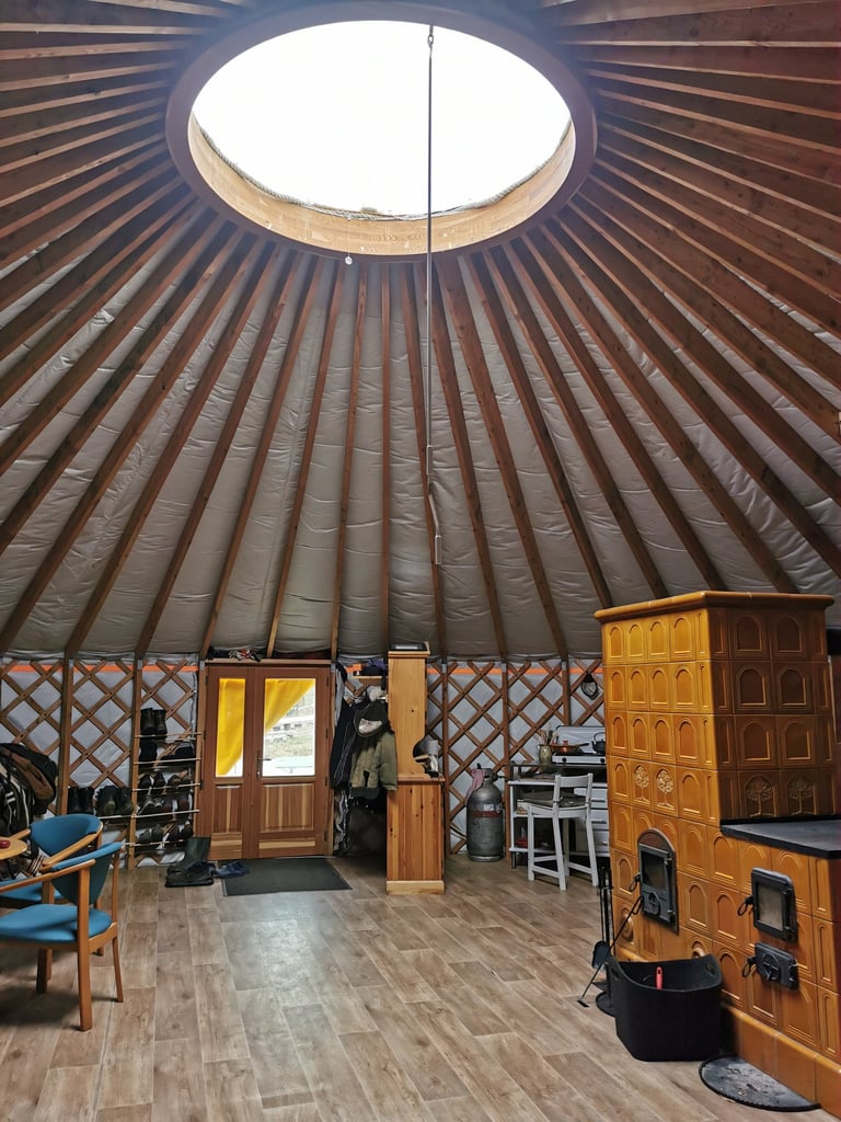10 méteres jurta belső tér