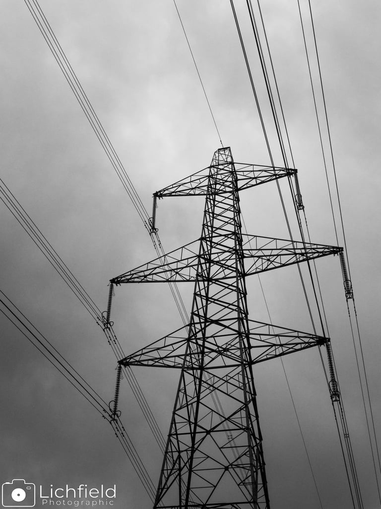 Black and White Pylon