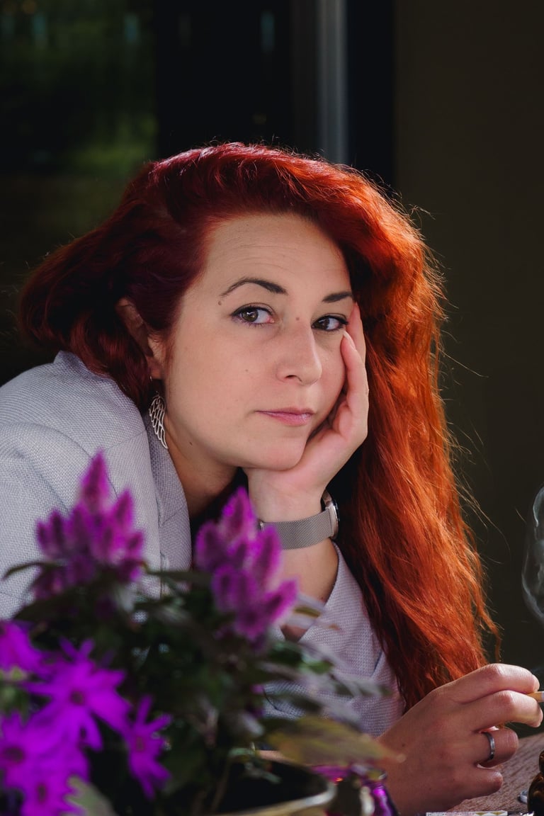 Gast Portrait Blume Vordergrund
