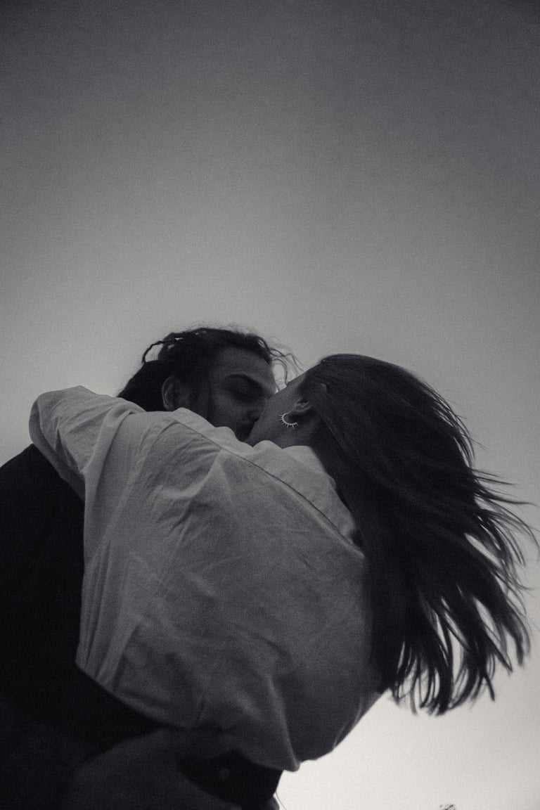 K & M Coupleshoot Kuss