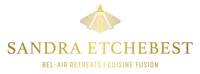 Sandra ETCHEBEST | Yoga Retreats | Cuisine d'auteur logo