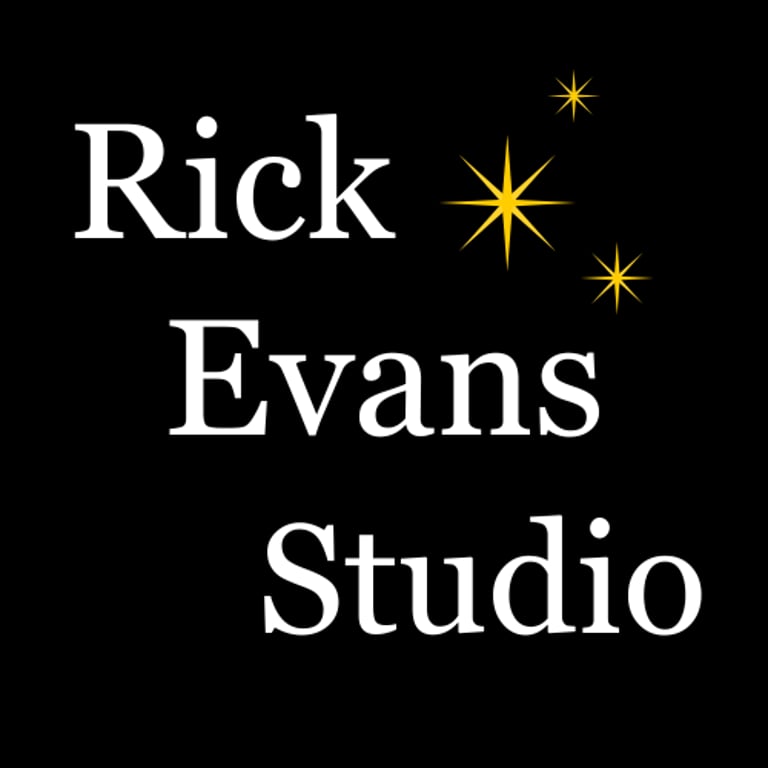 Rick Evans Studio logo