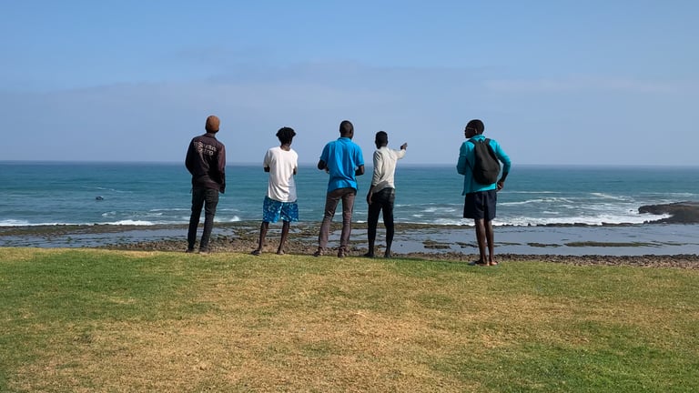 "THIS JUNGO LIFE" takes us inside the lives of young refugees and asylum seekers from Sudan, living on the streets of Morocco