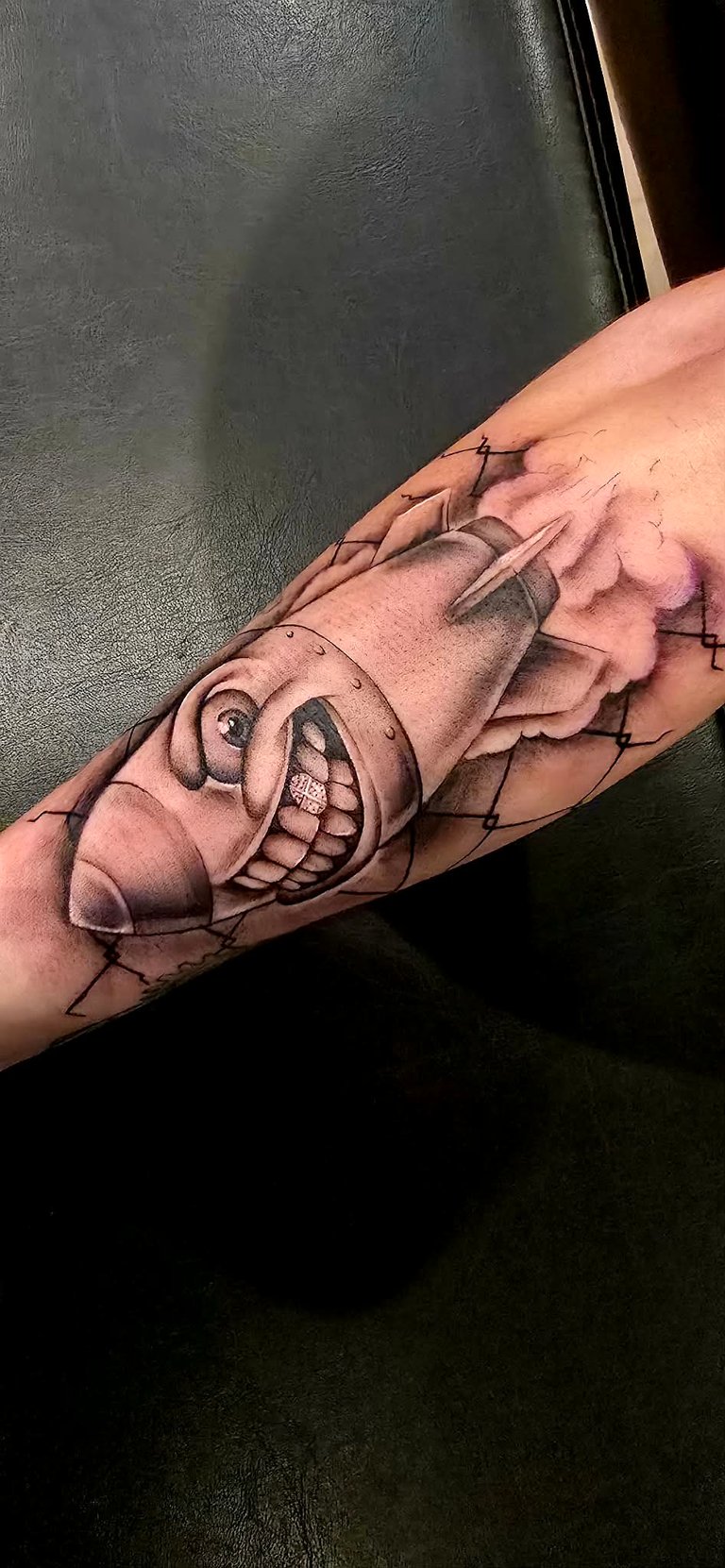 Tatouage réaliste cartoon genappe