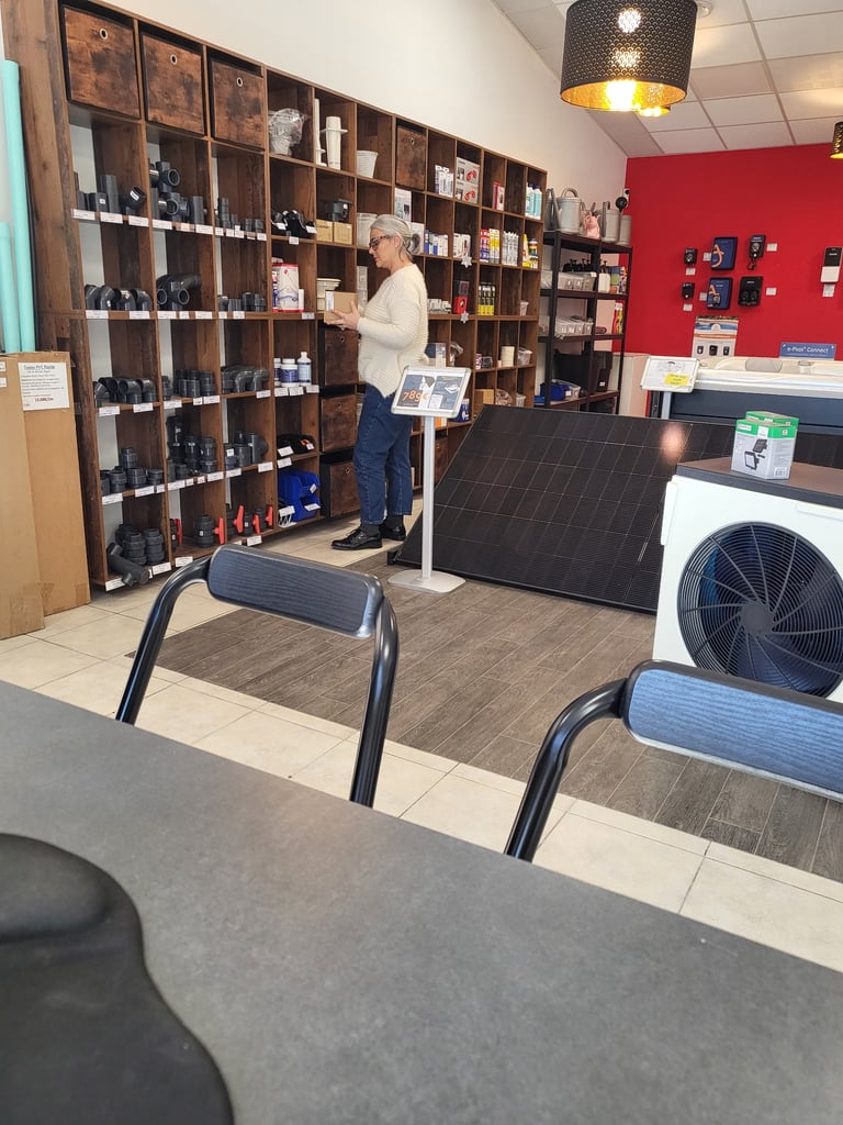 Magasin Piscine Equipement Bezouce et Nîmes