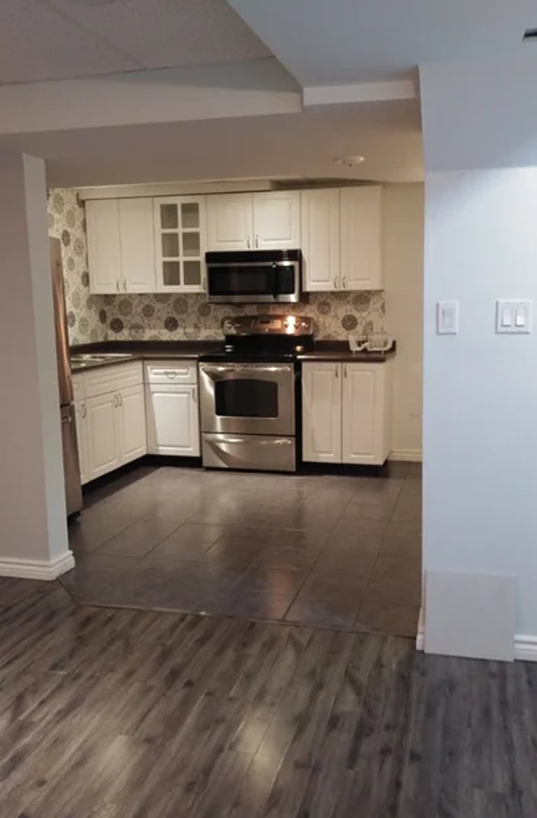 Long-term rental property cleaning service