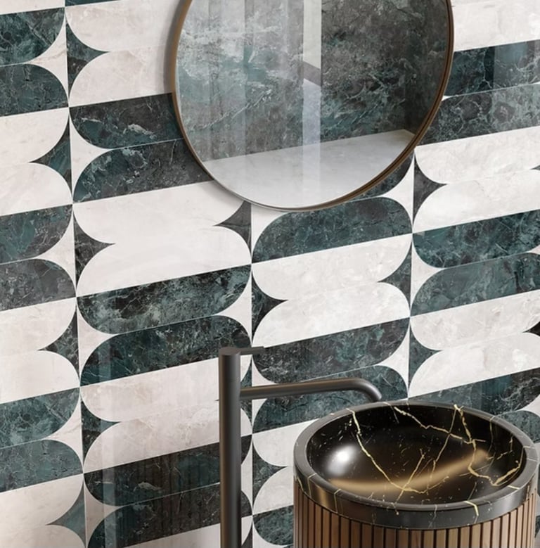 Modern bathroom with marble effect ceramic