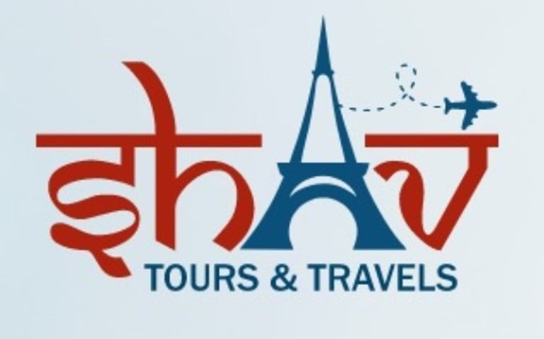 YatraAura logo