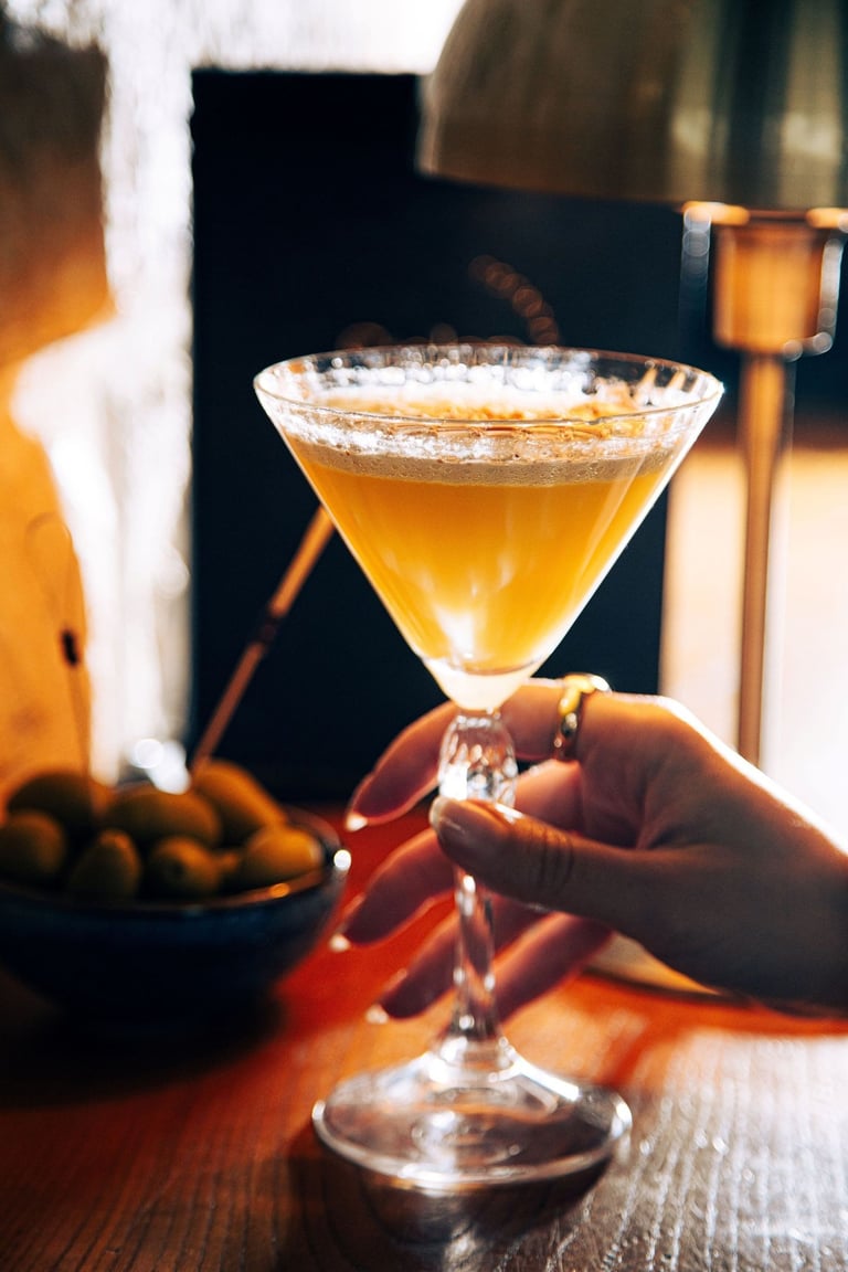 Speakeasy cocktail bar atmosphere at Stolen Moon in Oberkampf Paris