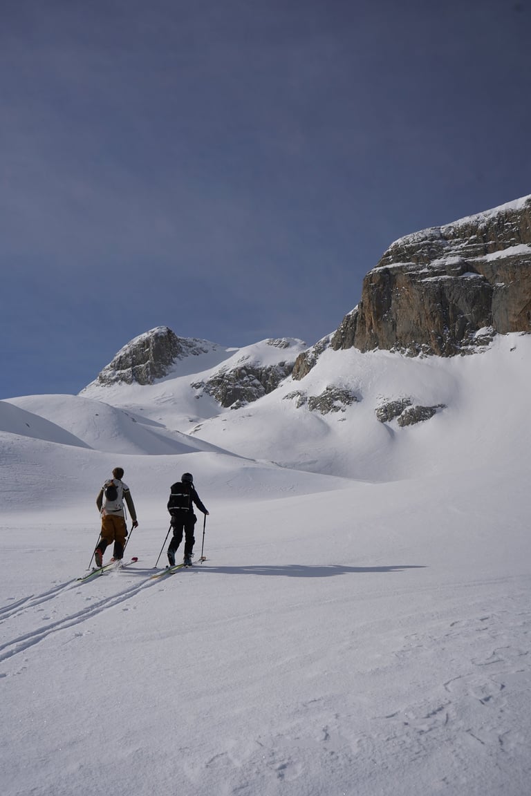 Maud et Maël remontent le plateau