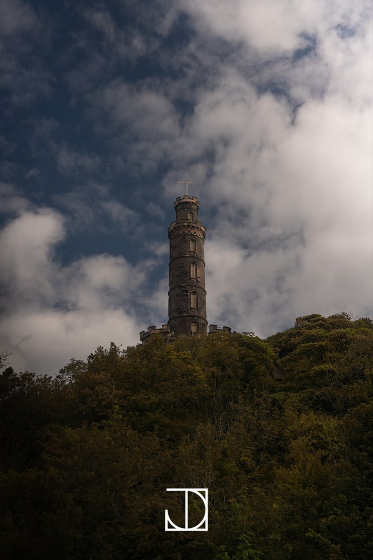 photo ville monument tour arbre nuage 