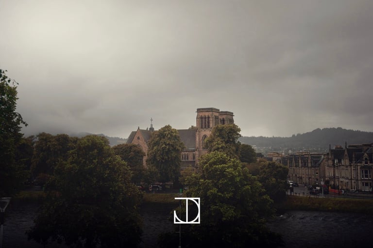 photo paysage cathédrale ville nuage rivière