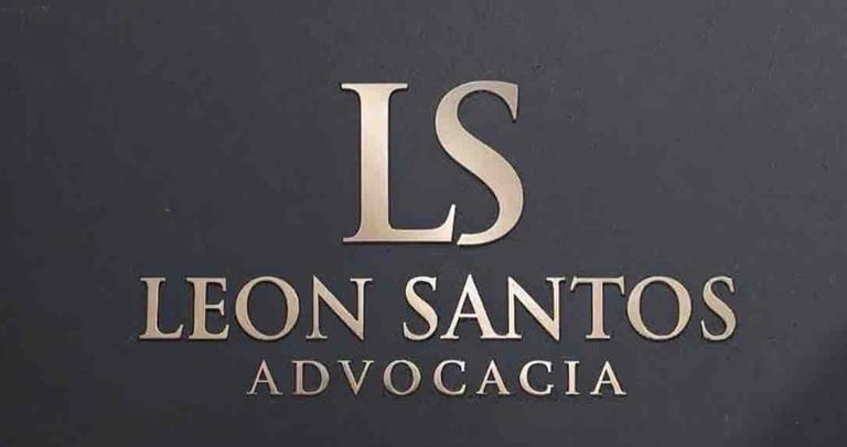Leon Santos logo