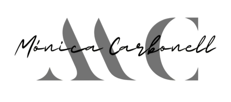Mónica Carbonell logo