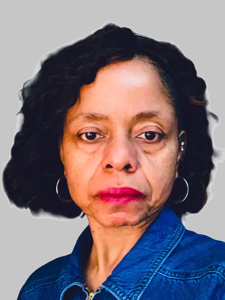 Eleanor McIntyre IT Operations Management logo