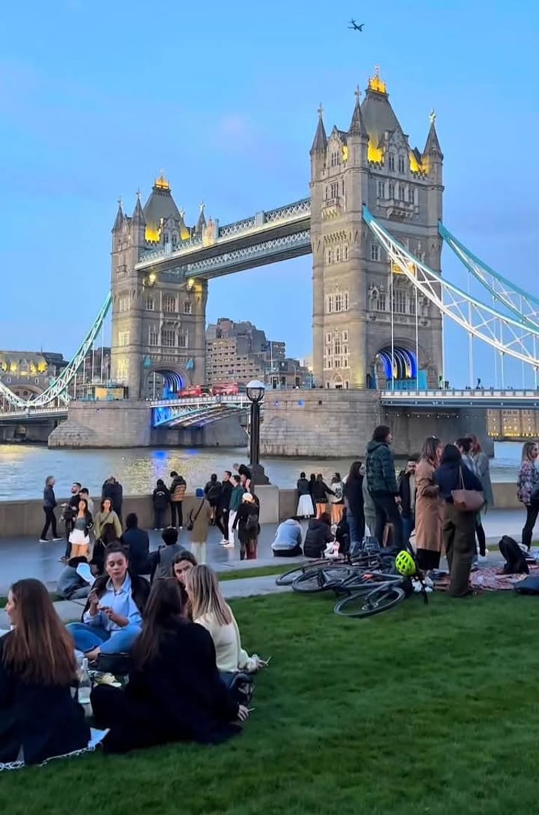 Descopara Anglia - City Break Londra