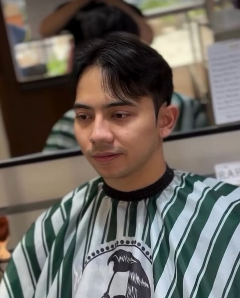 premium haircut by tjoekoer bawah pohon barbershop