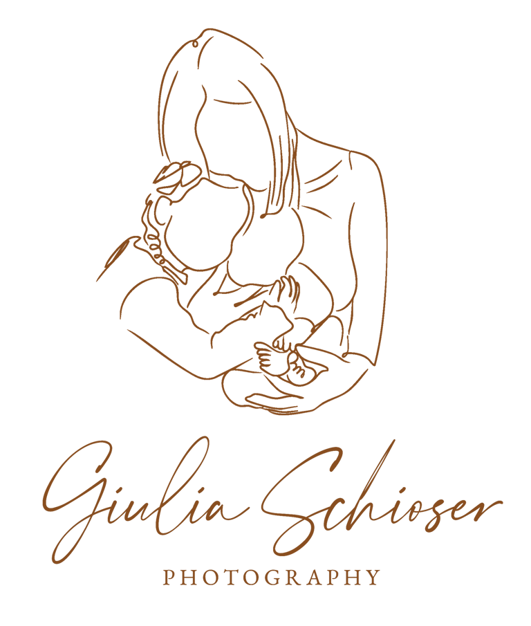 Giulia Schioser Photography logo