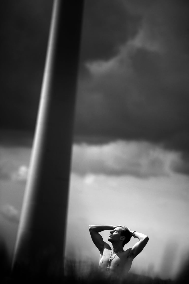 Photographie noir et blanc de Daniel Wéry, photographe de Charleroi en Belgique. Jordan Rag sur cette photo 