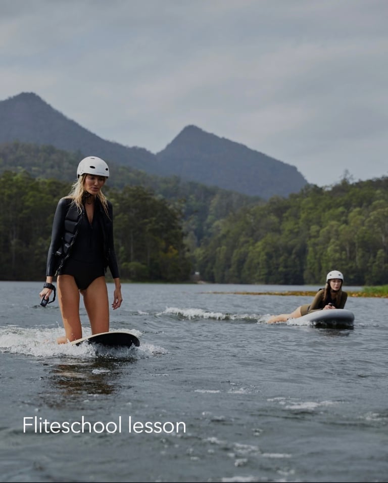 woman doing the lesson with efly 