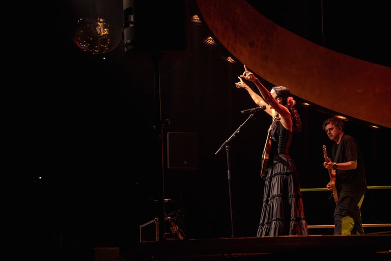 Marissa giving over to the people the song , Hosting Marissa Monte , Bla Bla Dubai | NBmore