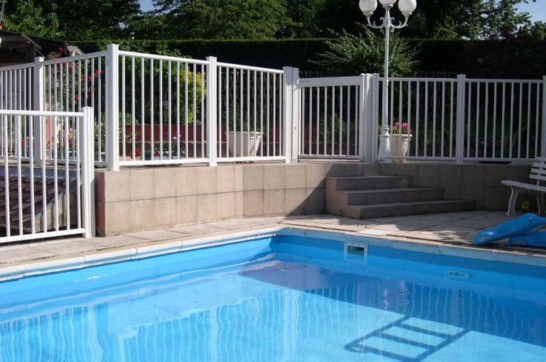 Barrière de piscine aluminiuum