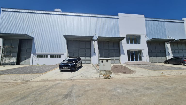 gudang titanium summarecon makassar jual sewa gudang makassar